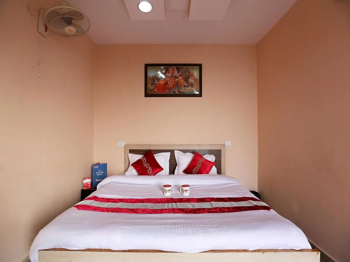 ***  Oyo 3372 Hotel Good Luck Shimla India