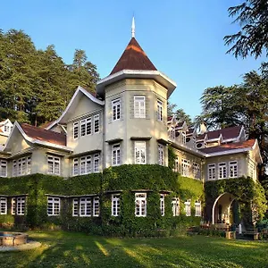 Hotel Woodville Palace